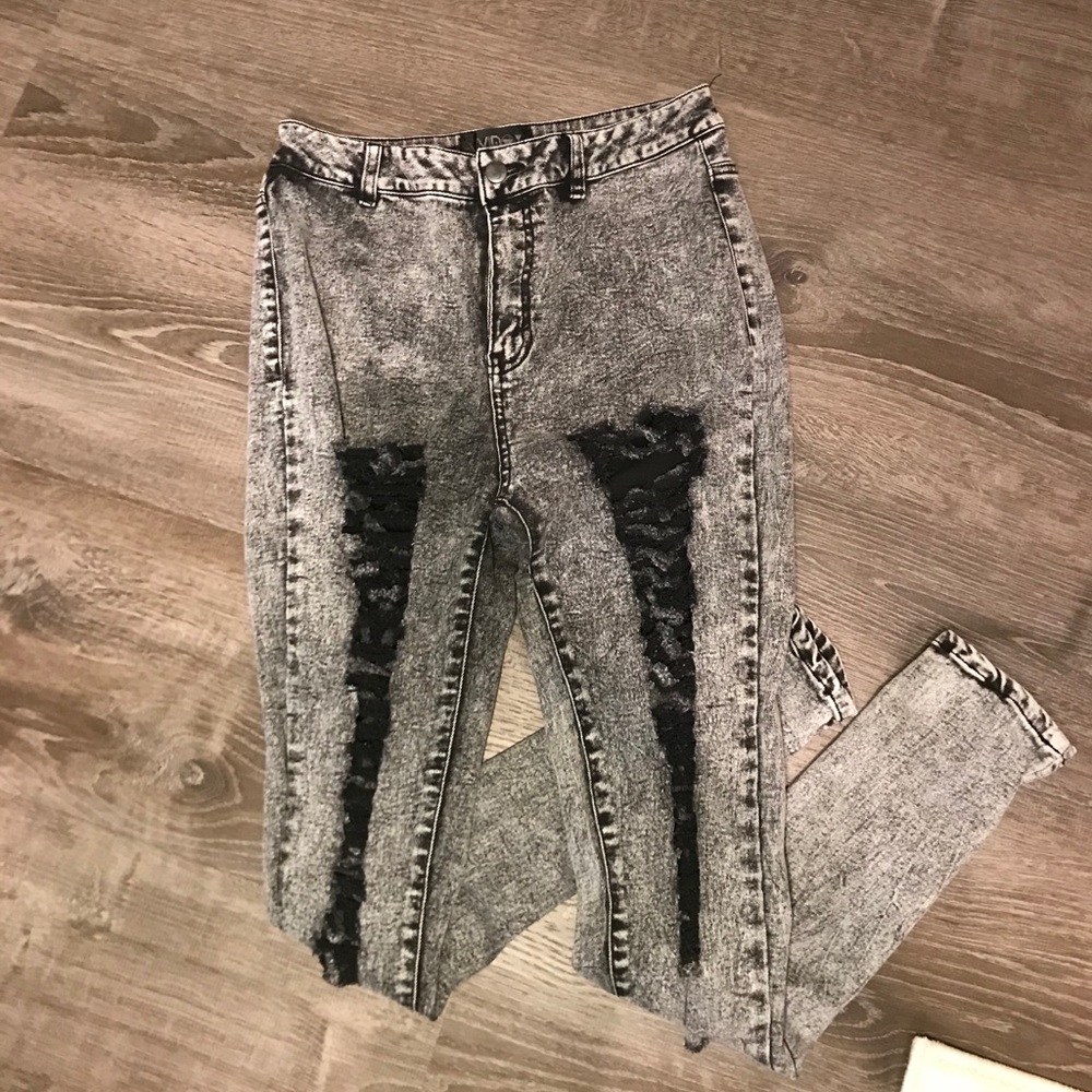 DOLLSKILL WIDOW SKINNY JEANS